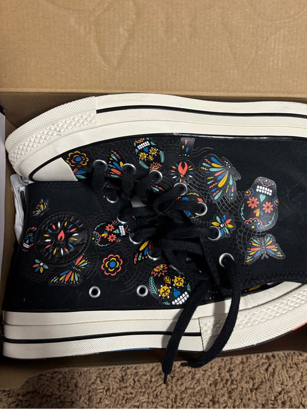 Converse Black High-Top day of the dead size Women’s 7